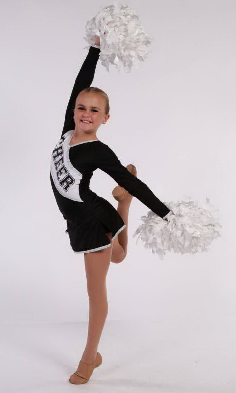 COLLEGE CHEER - Black & White