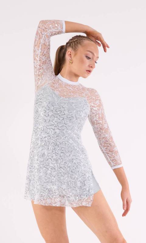 White & Light Silver cn