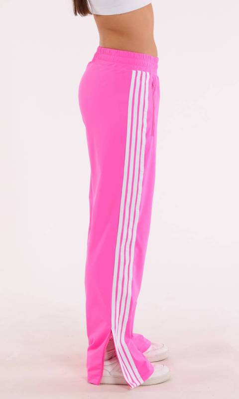SHOCKING PINK + WHITE