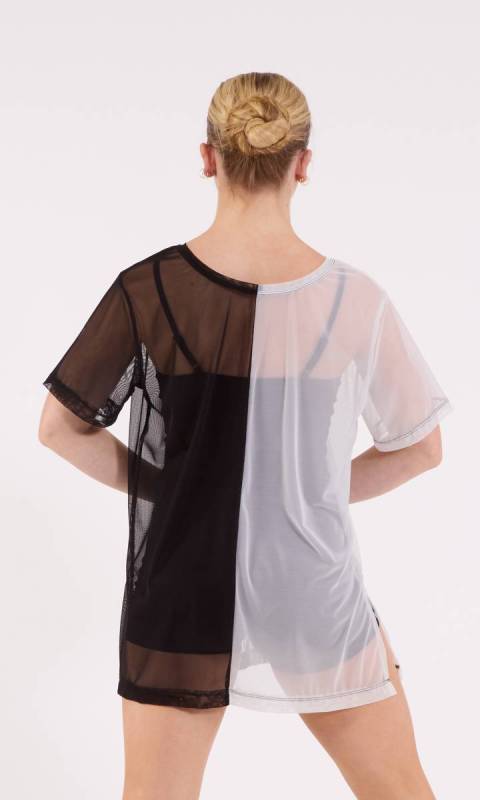 Black and White Mesh