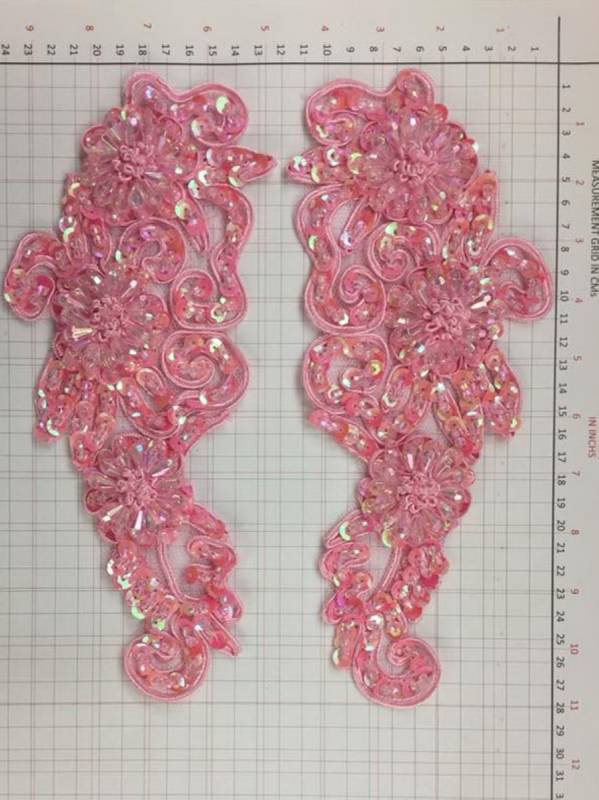 BEAD AND SEQUIN APPLIQUE - 2 piece mirrored set - Pink