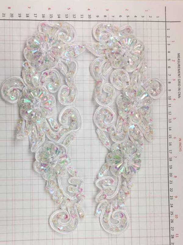 BEAD AND SEQUIN APPLIQUE - 2 piece mirrored set - White Pearl